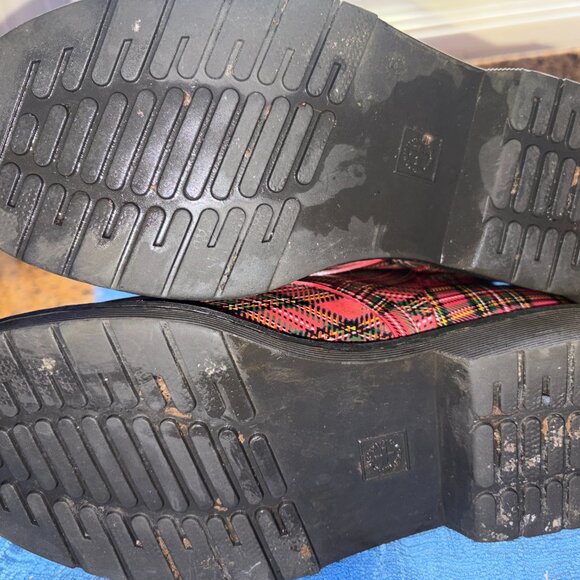 Vintage Rare Dr. Martens Drench Plaid Rubber Lace-Up Boot Women's Sz 9 GUC - Picture 4 of 9